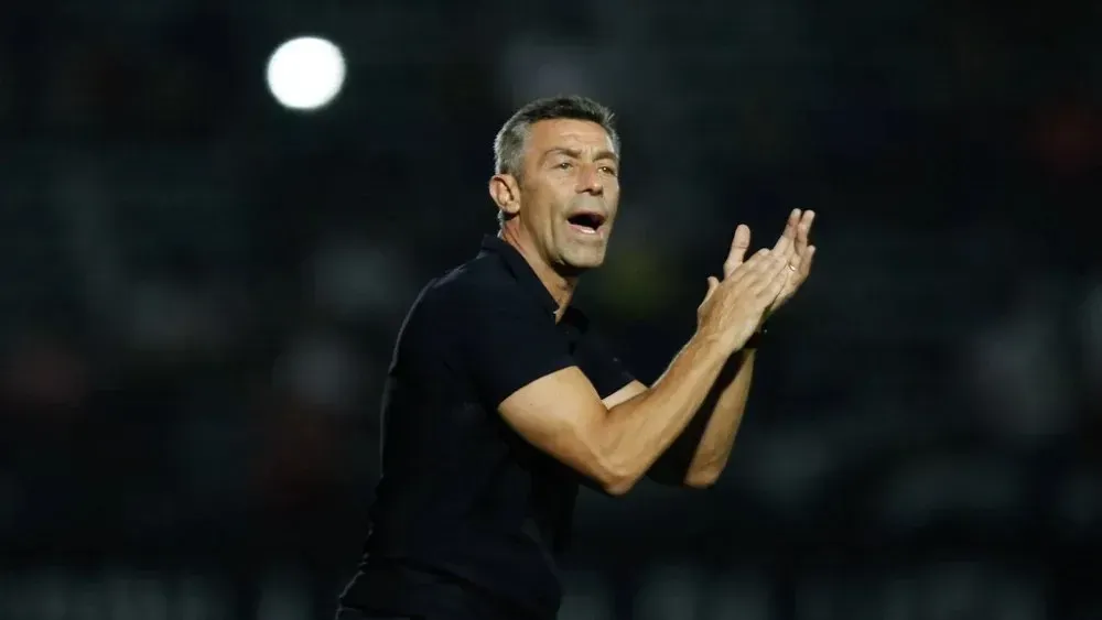 Após deixar o Bragantino Pedro Caixinha pode ser o novo treinador do