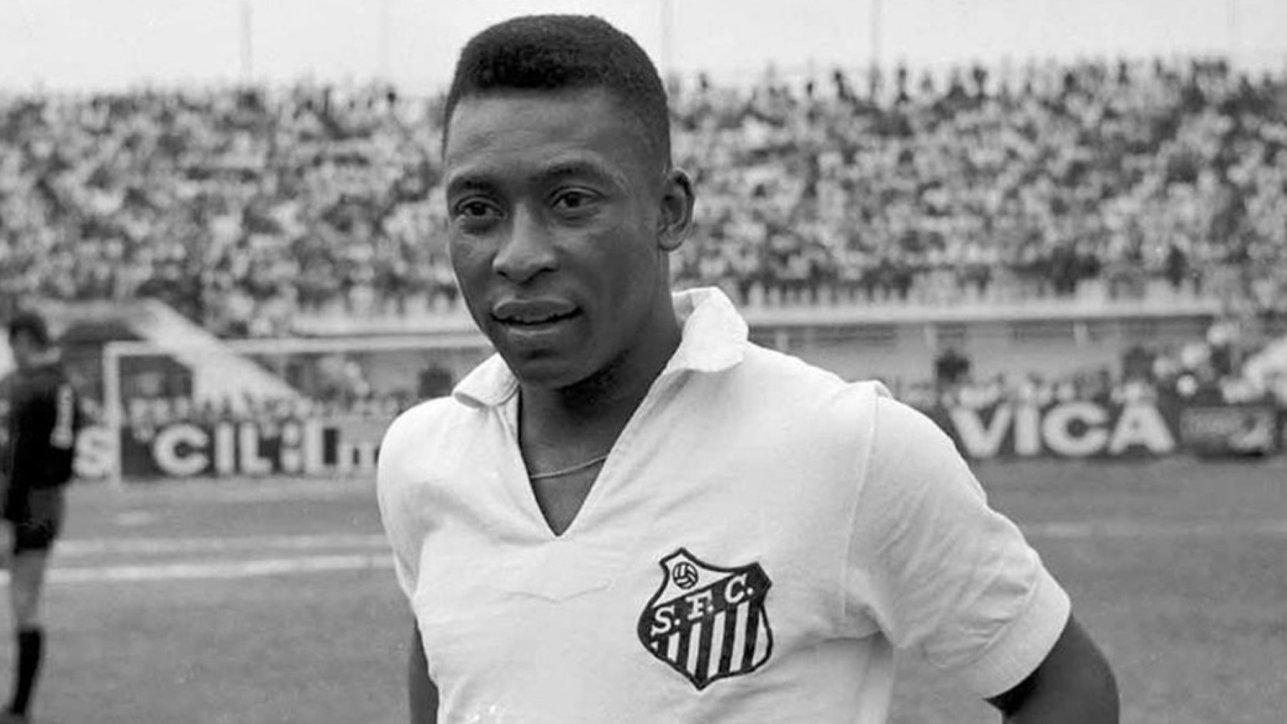 Fica, Pelé!“: relembre as partidas de despedida do Rei do Futebol