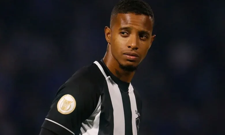 Tchê Tchê em ação pelo Botafogo